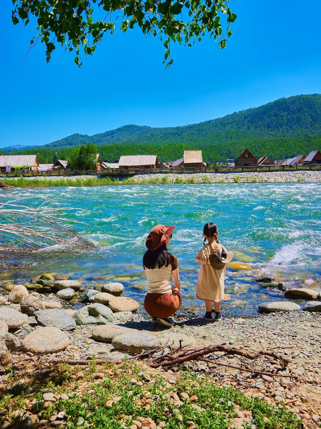 从四川到新疆旅游到底要花多少钱?超全价格解析与避坑指南