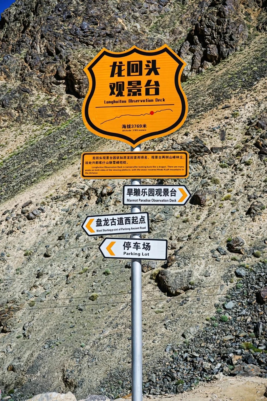 新疆旅游团报价10日游|北疆全景10天跟团费用解析与选团指南